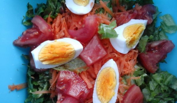 Свежа пролетна салата