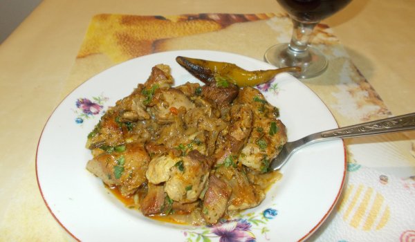 Свински хапки с бира и лук (Лесно мезе за вино)