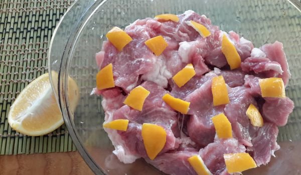 Свински хапки с лимон