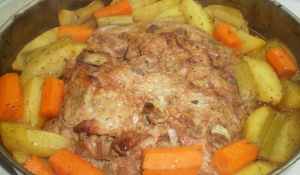 Свински мариновани ребърца на фурна с гарнитура