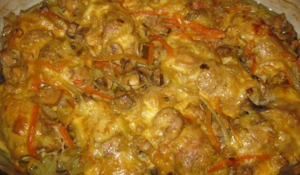 Свински ролета с гъби и зеленчуци на фурна