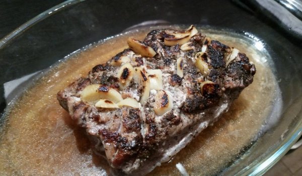 Свинско бонфиле с чесън