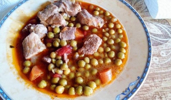 Свинско с грах и зеленчуци в кукър под налягане
