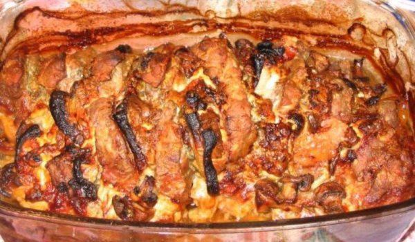 Свинско с гъби и плънка
