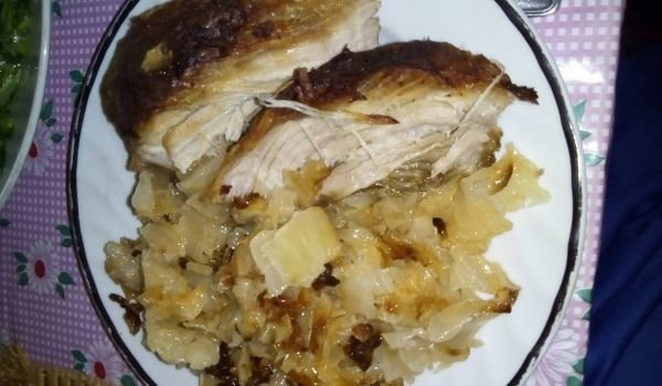 Свинско с кисело зеле на фурна