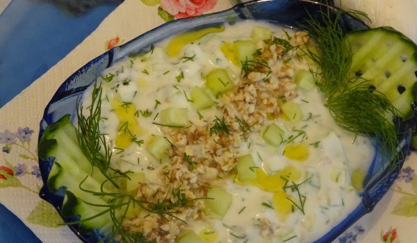 Таратор с биволски катък