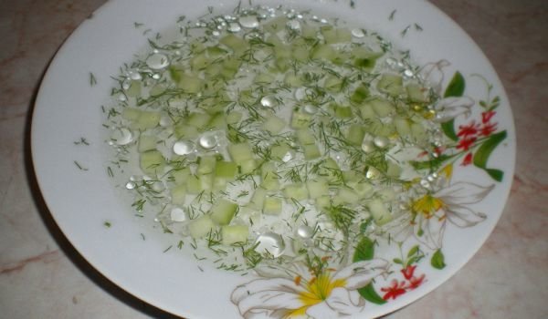 Таратор с краставици без кисело мляко