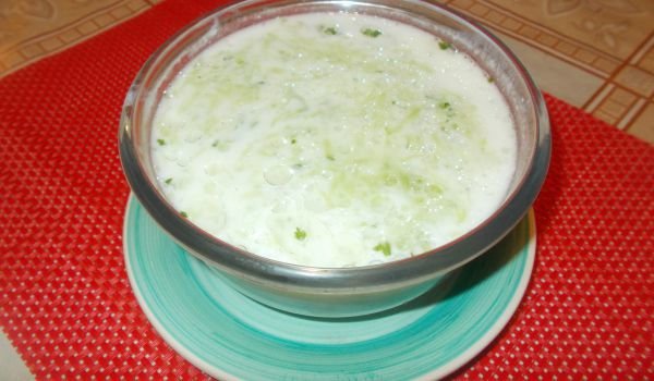 Таратор с настъргана краставица