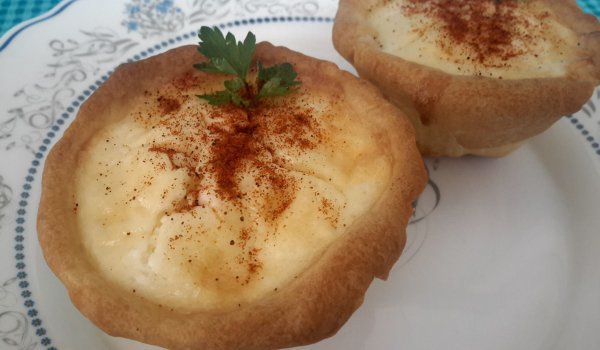 Тарталети със сирене и яйца