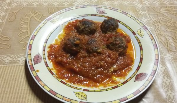 Телешки кюфтенца с гювеч