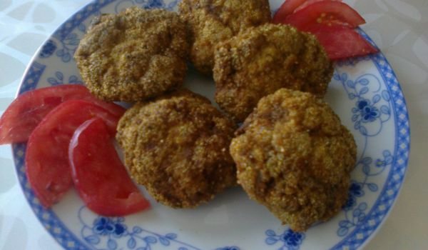 Телешки кюфтенца с царевично брашно