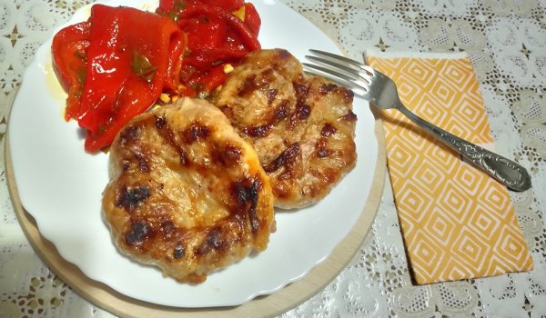 Телешки медальон в було на скара
