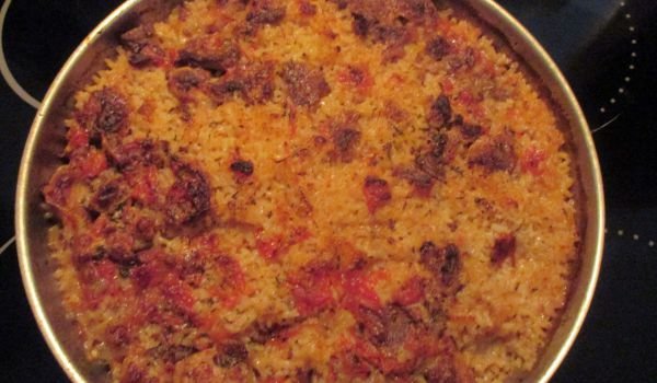 Телешко месо с ориз и подправки