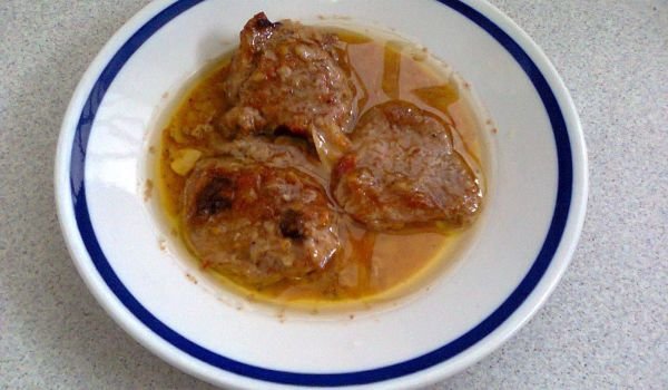 Телешко с бира в йенска тавичка