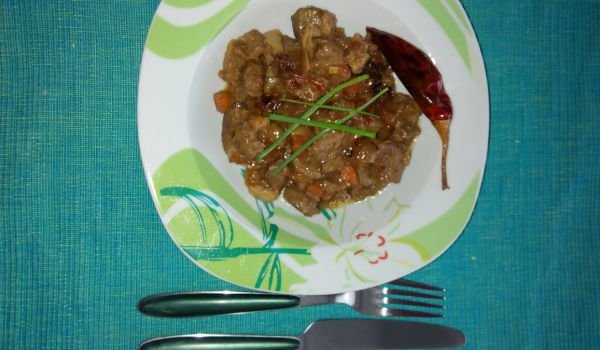 Телешко с манатарки и сушени домати