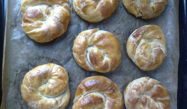 Тестени охлювчета