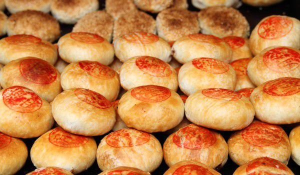 Тиквени хлебчета с домати