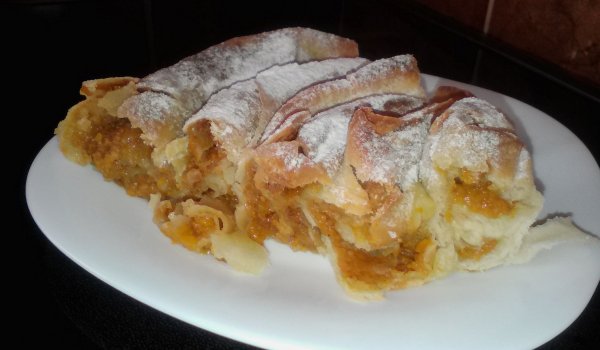 Тиквеник с домашно точени кори