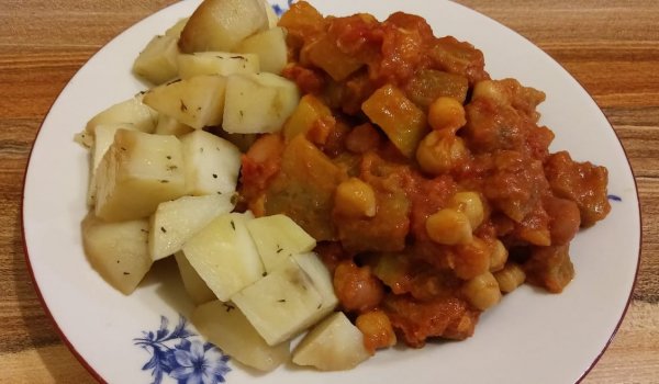 Тиквички с нахут