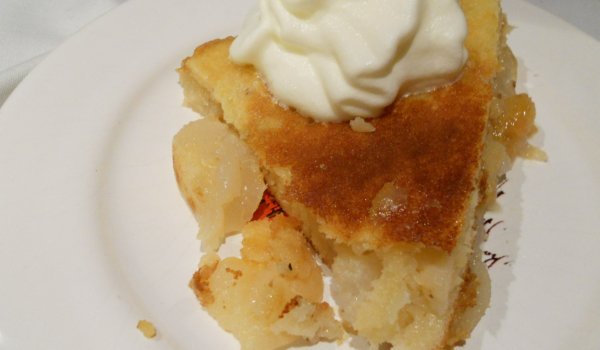 Торта с круши на тиган