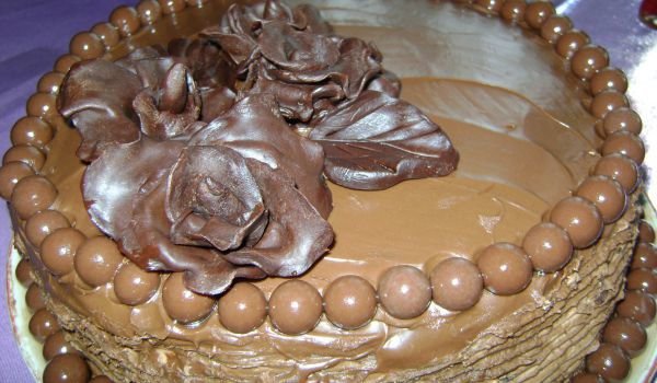 Торта Шоколад и рози