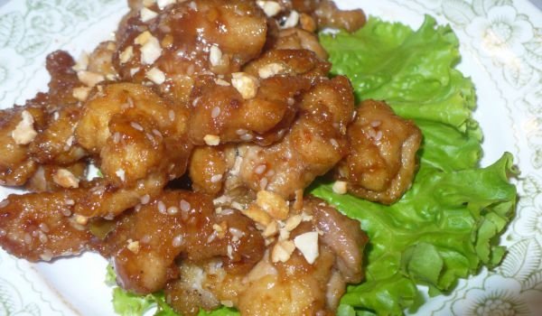 Традиционно корейско пържено пиле