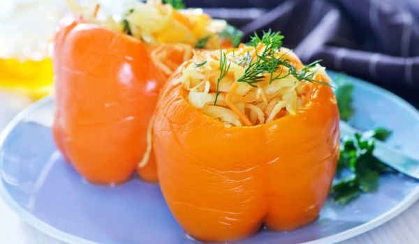 Туршия от пълнени чушки