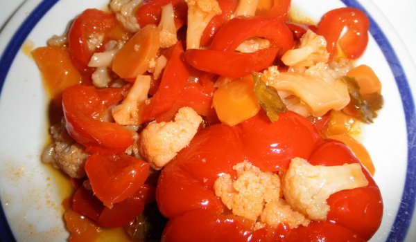 Туршия с камби, моркови и карфиол