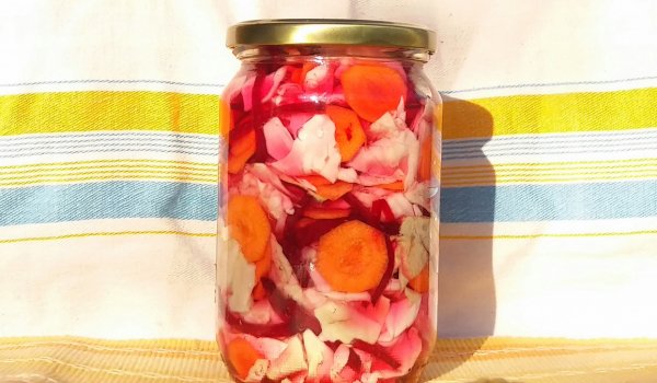 Туршия със зеле, моркови и цвекло без аспирин