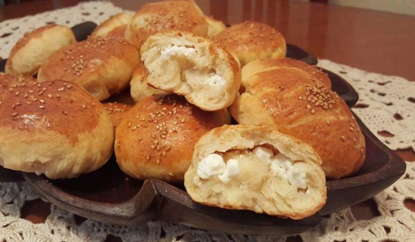 Турски пухкави соленки