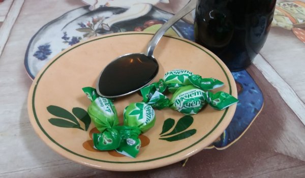 Уникален сироп от кока кола и лукчета за кашлица