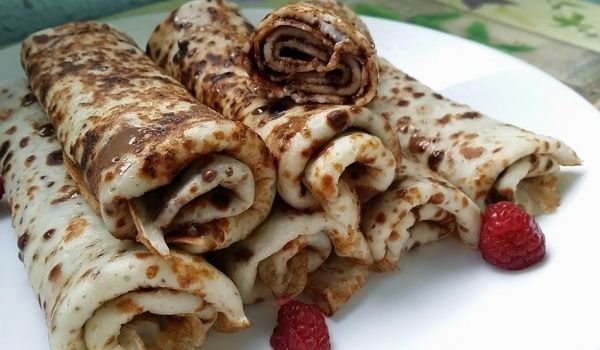 Уникални палачинки с шоколад и малини