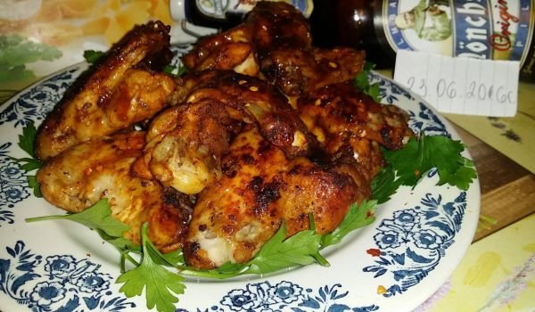 Уникални пилешки крилца
