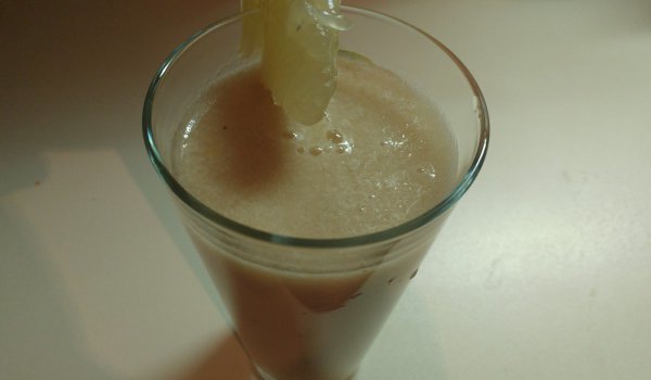 Уникално смути с помело и банан