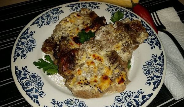 Уникално сочни пържолки със сирене