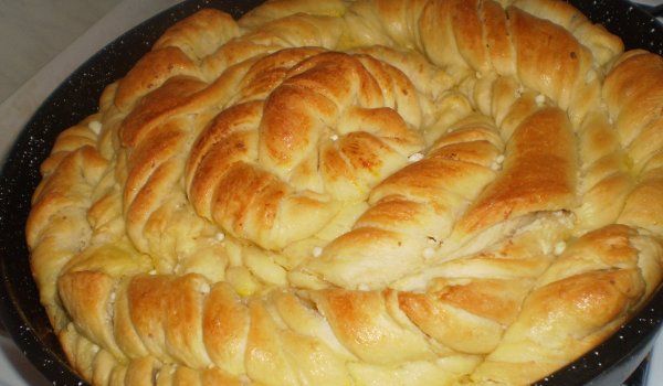Усукана баница
