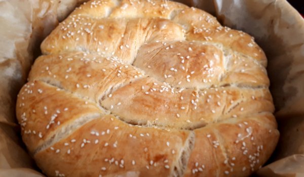 Усукана Месеница