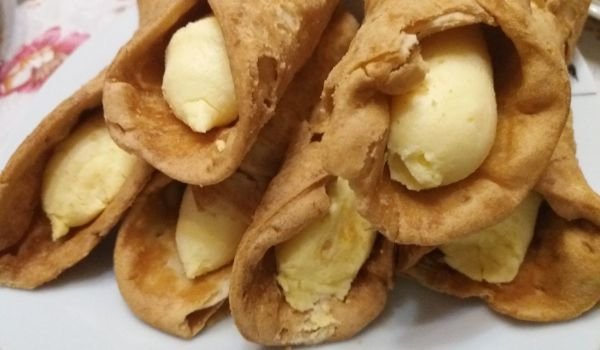 Вафлени тръбички с пълнеж