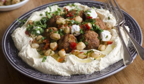 Варен нахут с кайма