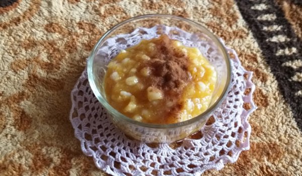 Варено жито с тиква и стафиди