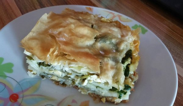 Веган спаначена баница