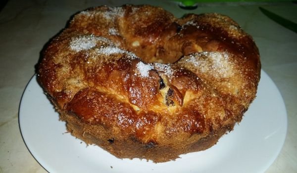 Великденски козунак с шоколад