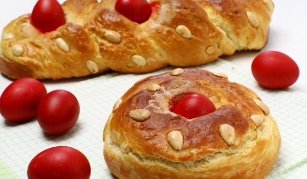 Вит козунак на конци