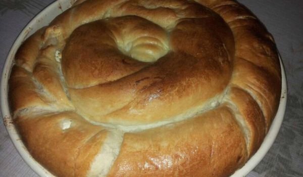 Вит тутманик със сирене