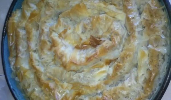 Вита баклава с кексова плънка