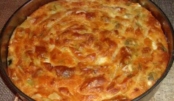 Вита баница с праз и сирене