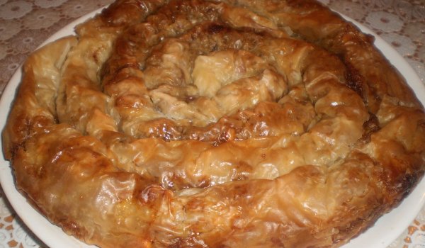 Вита баница с тахан халва