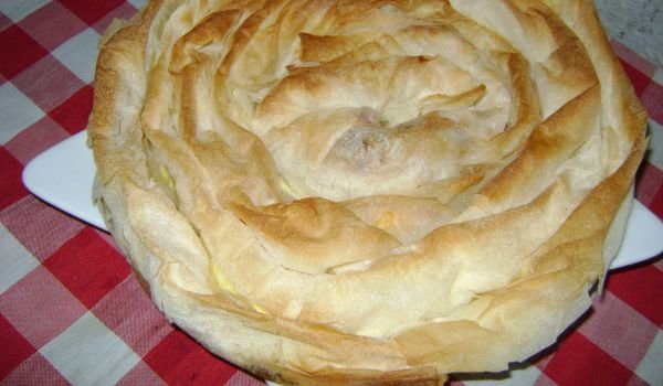 Вита баница със сирене