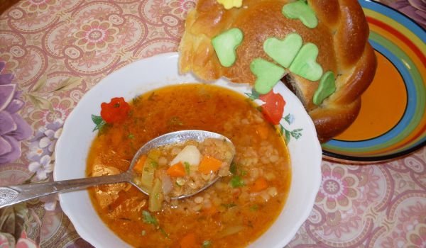 Вкусна червена леща с чесън