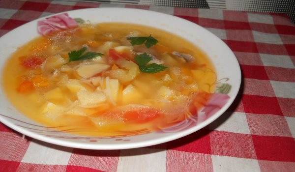Вкусна градинарска чорба